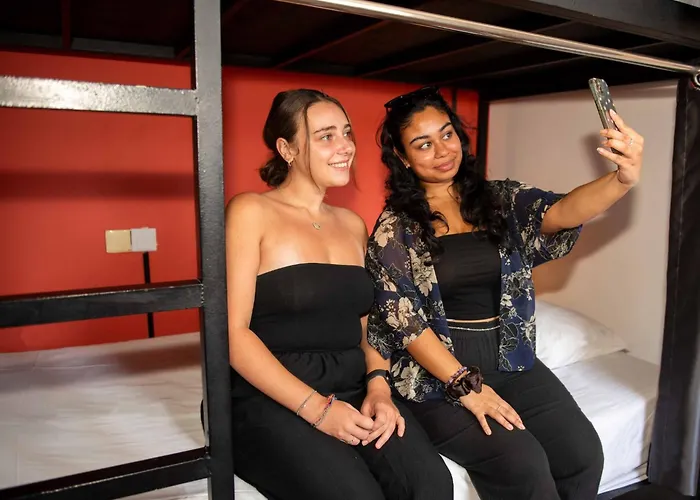 Dormitory Room Mixed