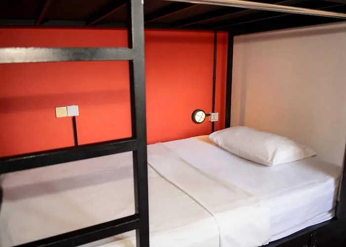 Dormitory Room Mixed